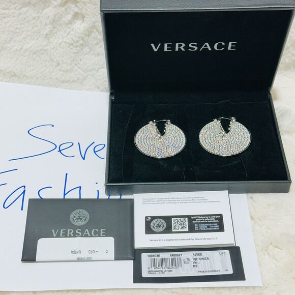 NIB Versace Rhinestone Barocco Virtus Silver Circle Hoop Earrings $1,125 - Picture 8 of 12